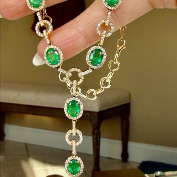 Effy 14 karat gold 8 carats  emerald and diamond  Necklace - Picture 13 of 14